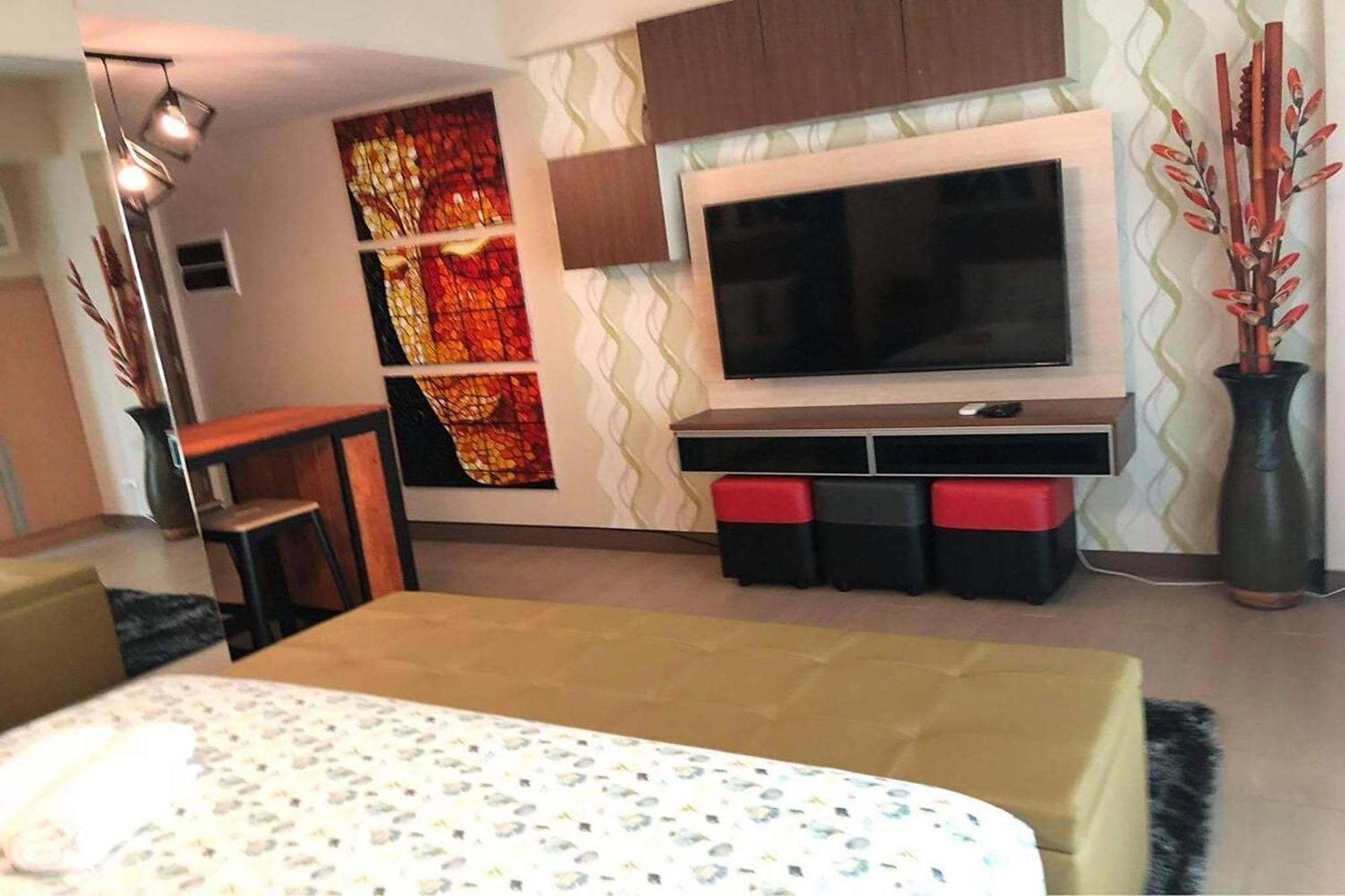Prs At One Palm Tree Near T3 Airport Apartment Manila